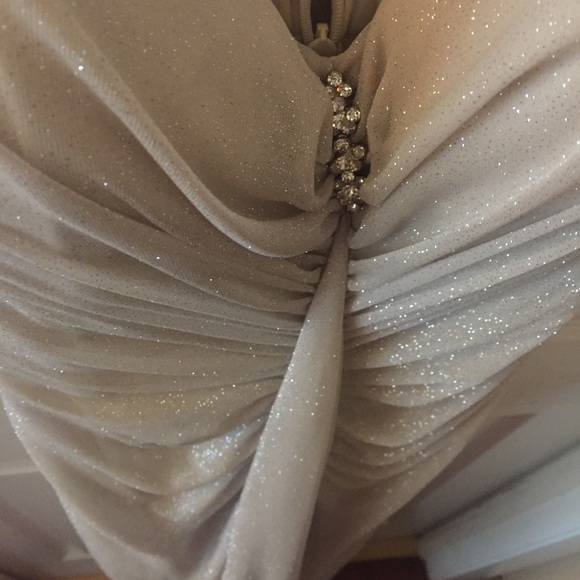 NWT prom Dress - Picture 2 of 3